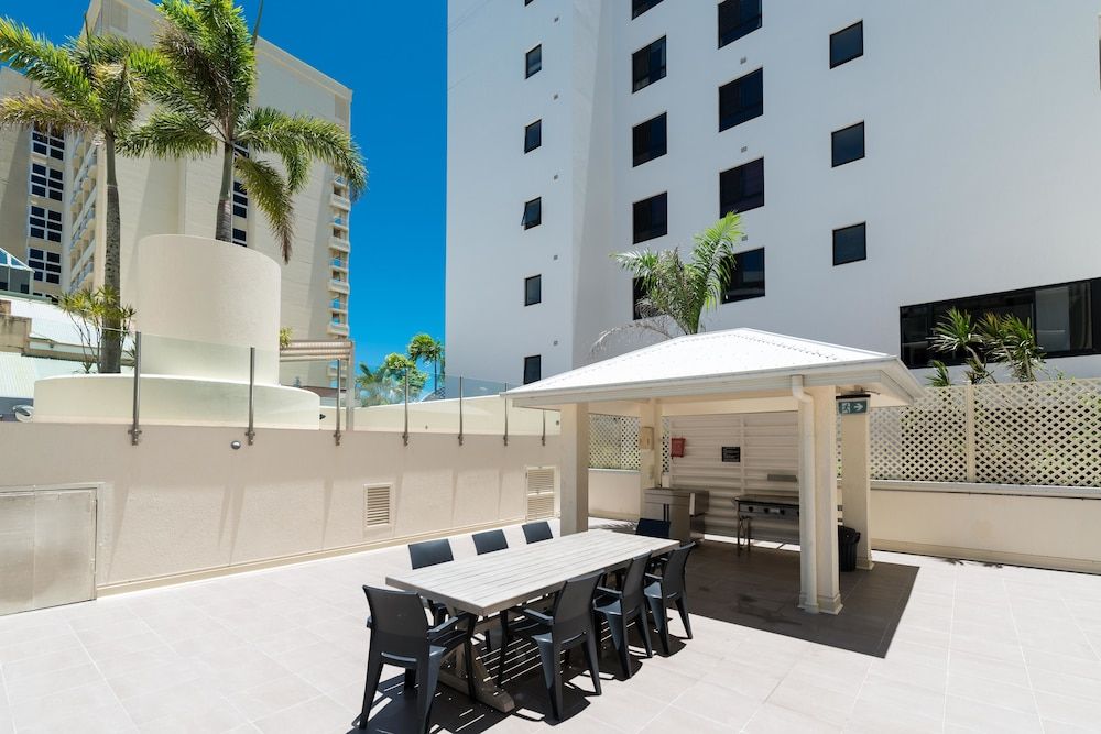 undefined Jack & Newell Holiday Apartments 3