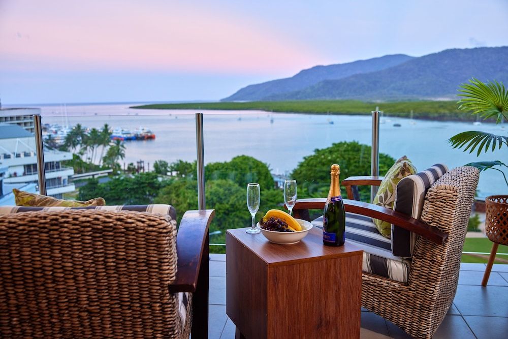 Jack & Newell Holiday Apartments Premium Apartment, 3 Bedrooms, Ocean View 7