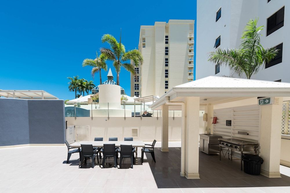 undefined Jack & Newell Holiday Apartments 2