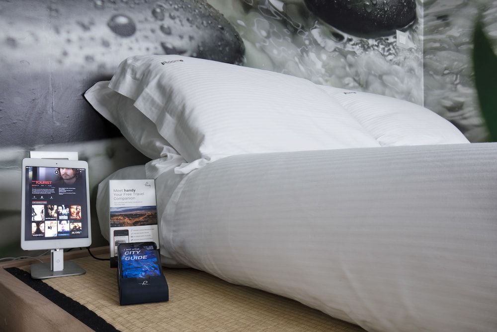 undefined WRooms Colosseum 7