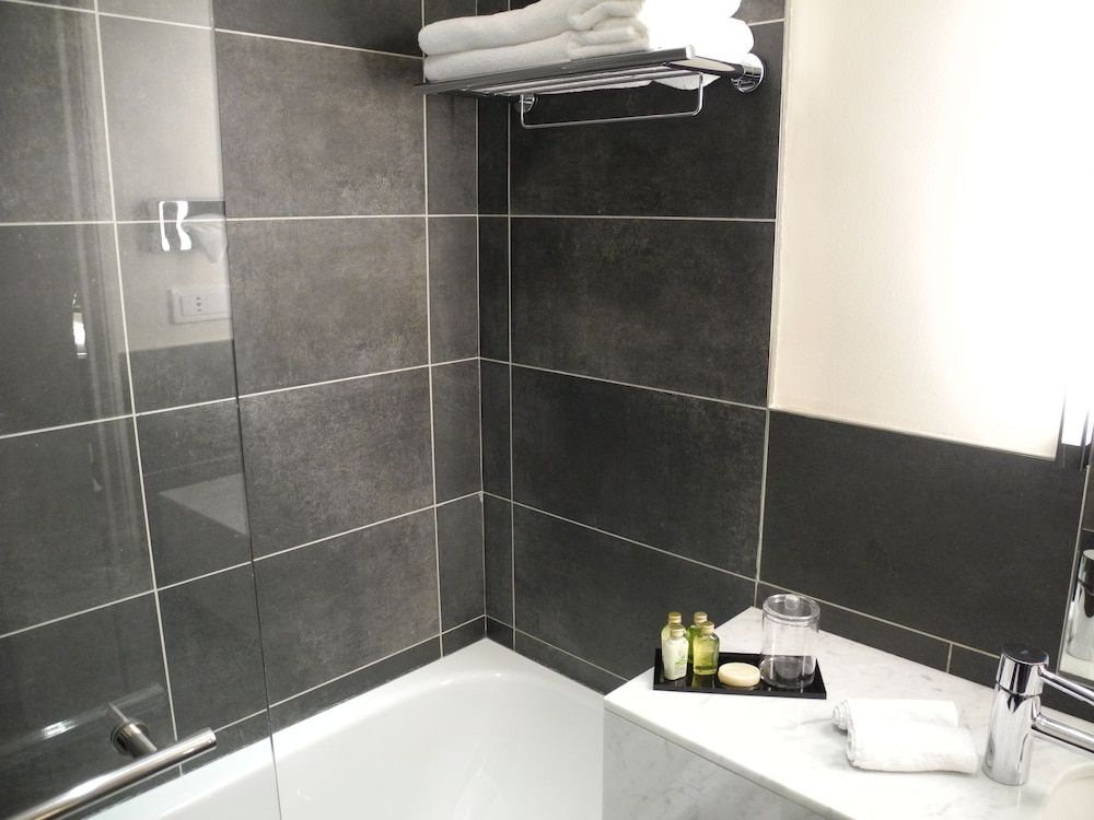 undefined Hotel Marais Bastille 10