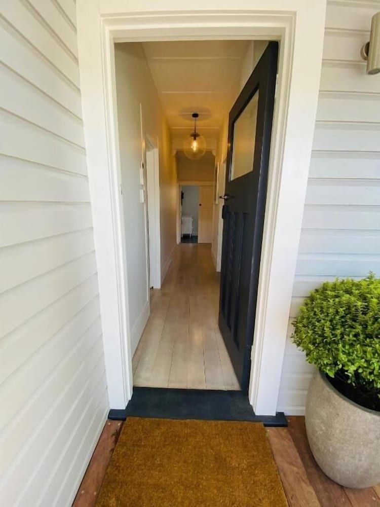 Shoreline Motel Family Villa, Non Smoking, Sea View