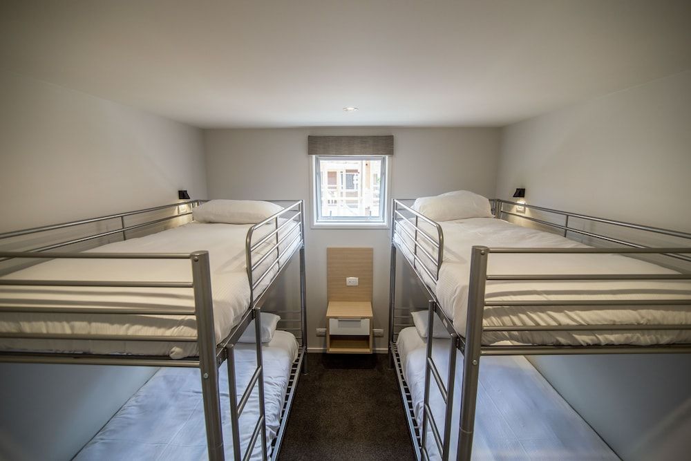 Tasman Holiday Parks - Te Anau 3 Bedroom Apartment (3BR) 2