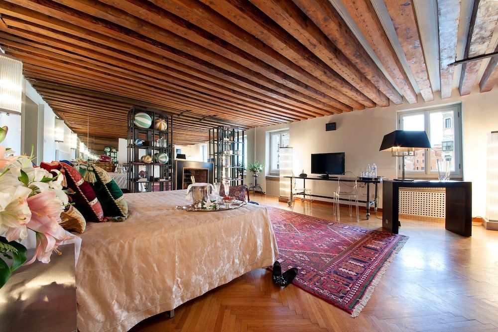 undefined Palazzetto Pisani 10