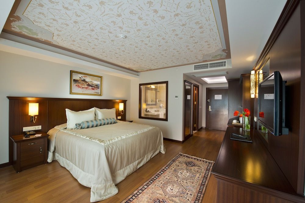 Prime Hotel Deluxe Room, Partial Sea View 4