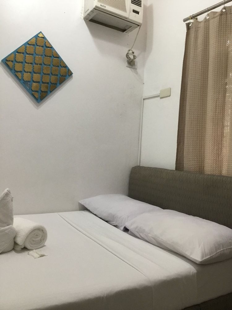 Villa Romero de Boracay Standard Room 2