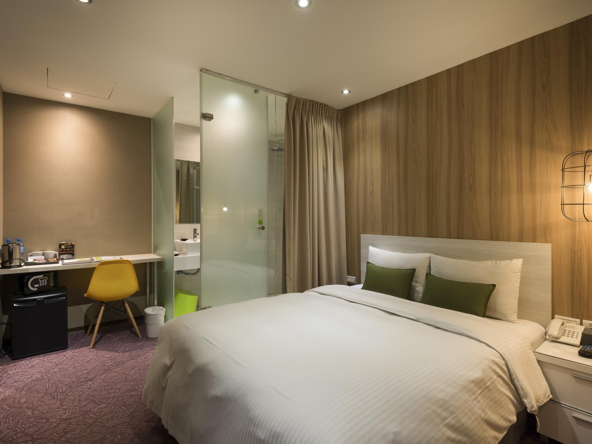 Standard Double Room - Windowless