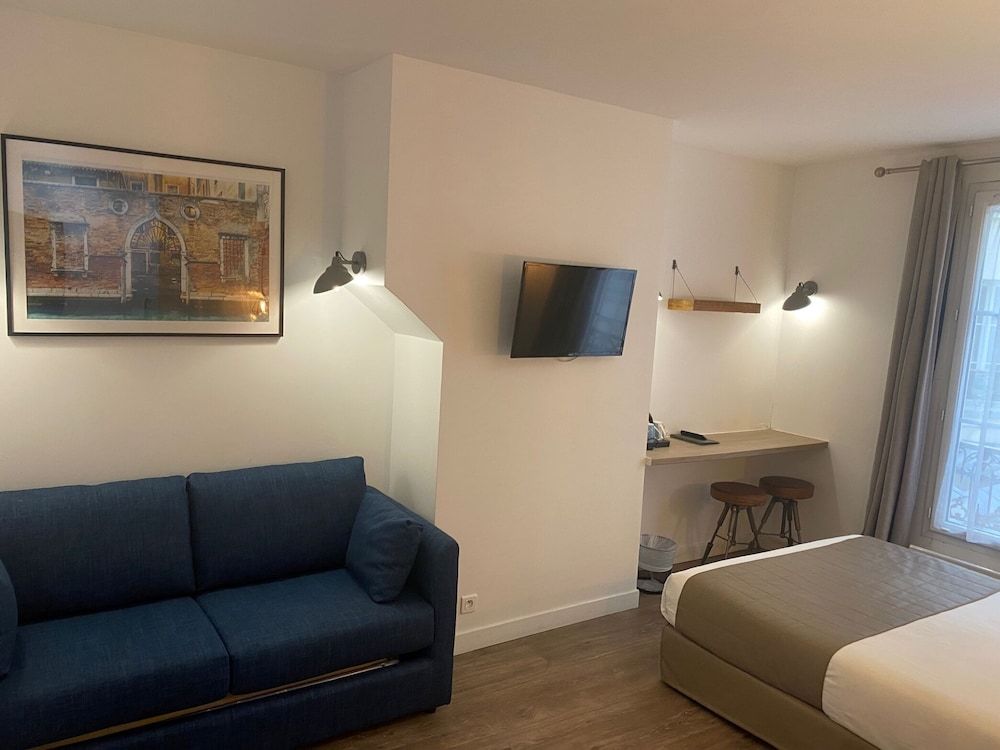 undefined Hotel De Venise 3