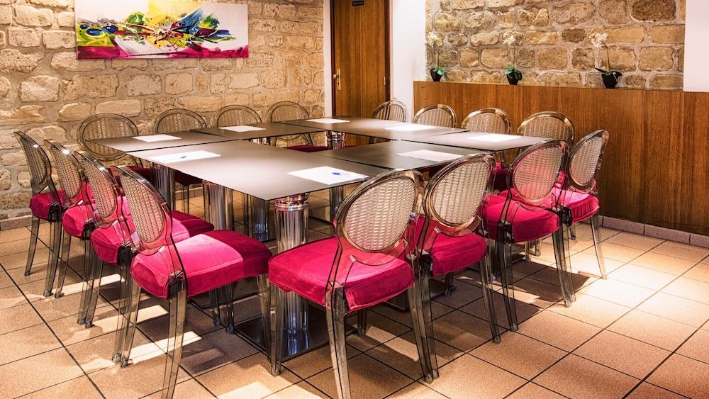 undefined Hotel De Venise 9