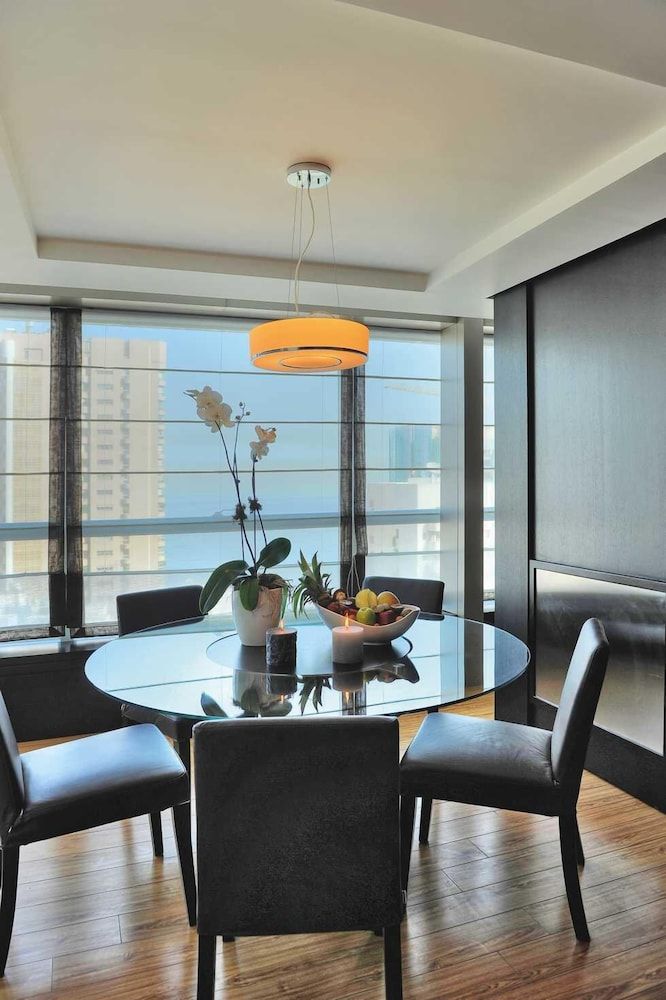 undefined Orient Queen Homes 6