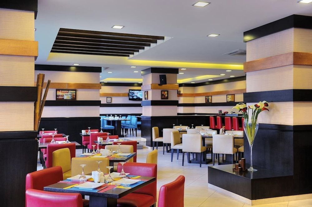 undefined Orient Queen Homes 9