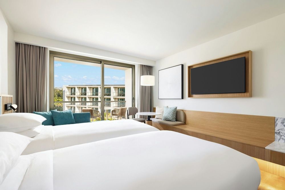 Algarve Marriott Salgados Golf Resort & Spa Deluxe Room, 2 Twin Beds, Resort View (Balcony) 2