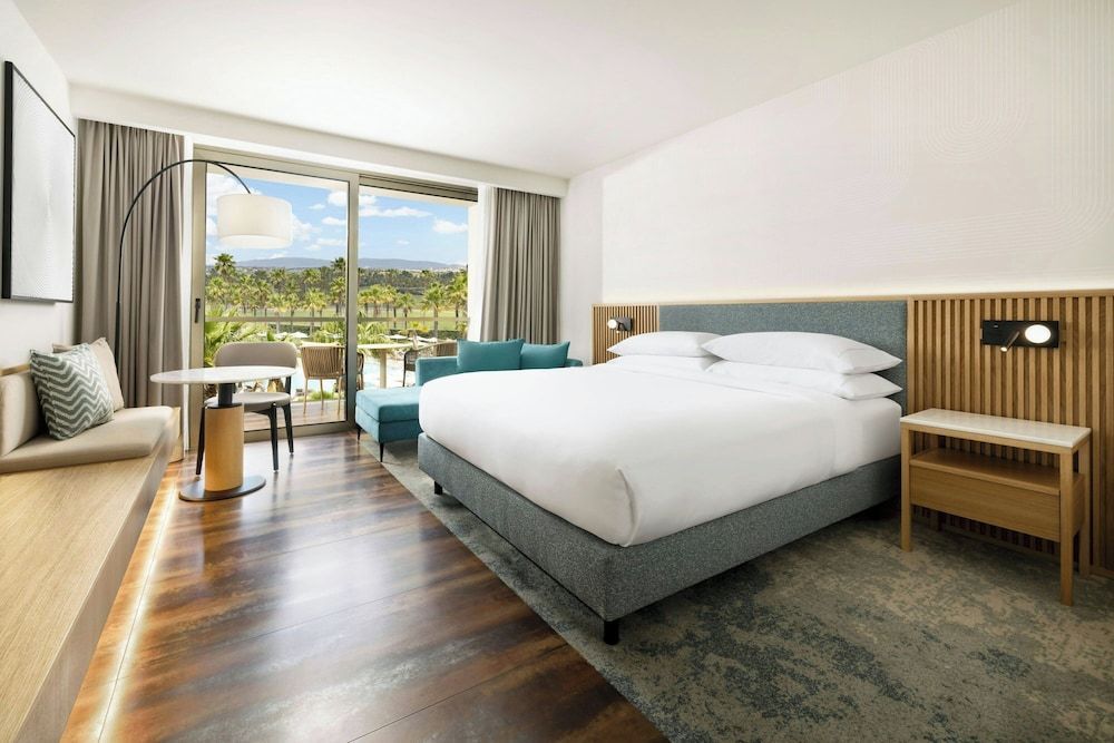 Algarve Marriott Salgados Golf Resort & Spa Deluxe Room, 2 Twin Beds, Resort View (Balcony) 4