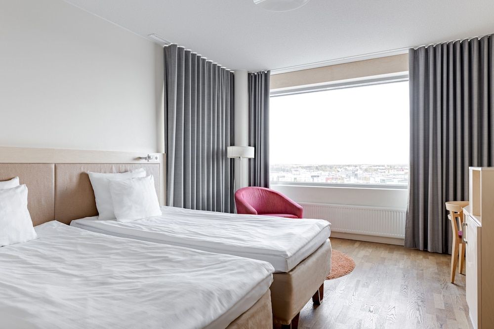 Standard Twin Room (two extra beds possible)