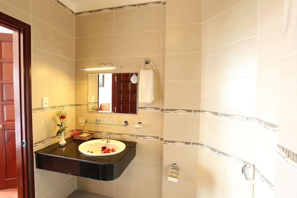 Ky Hoa Da Lat Hotel Standard Room 6