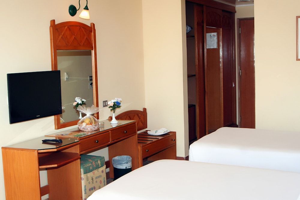 undefined Dive Inn Resort 5