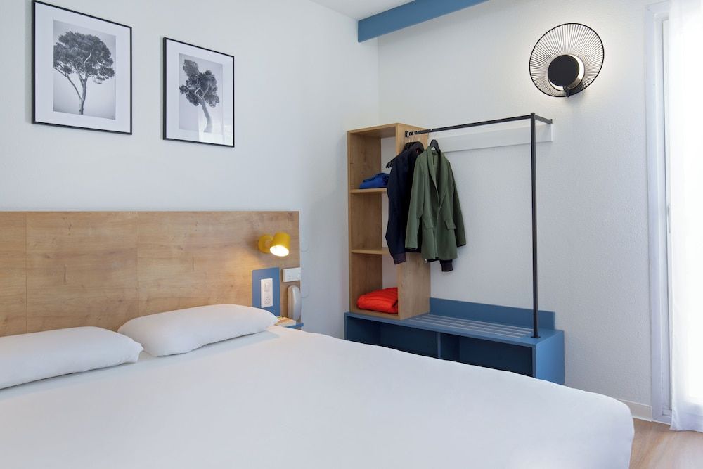 ibis Styles Aubagne Gemenos Standard Room, 1 Double Bed, Accessible 2