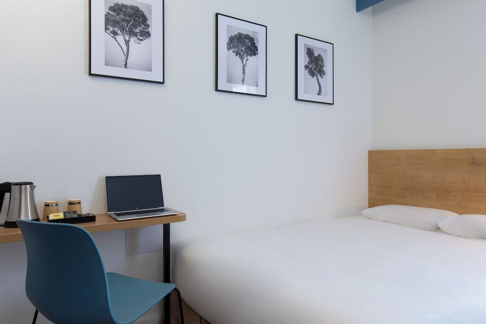 ibis Styles Aubagne Gemenos Standard Room, 1 Double Bed 4