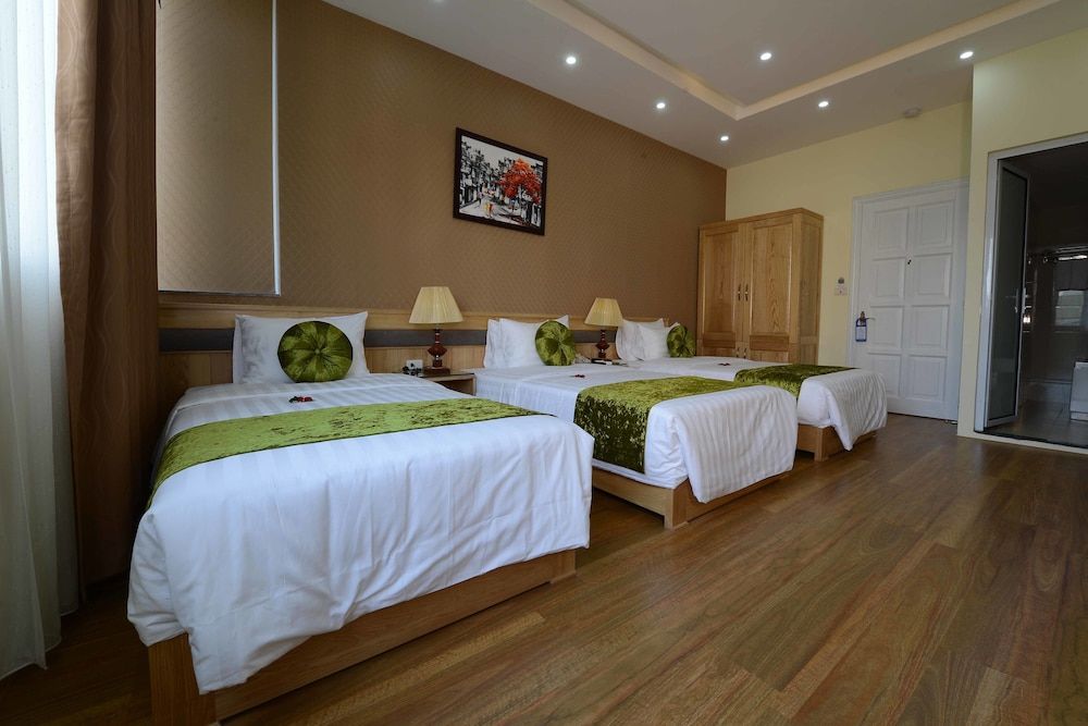 Family Room, City View