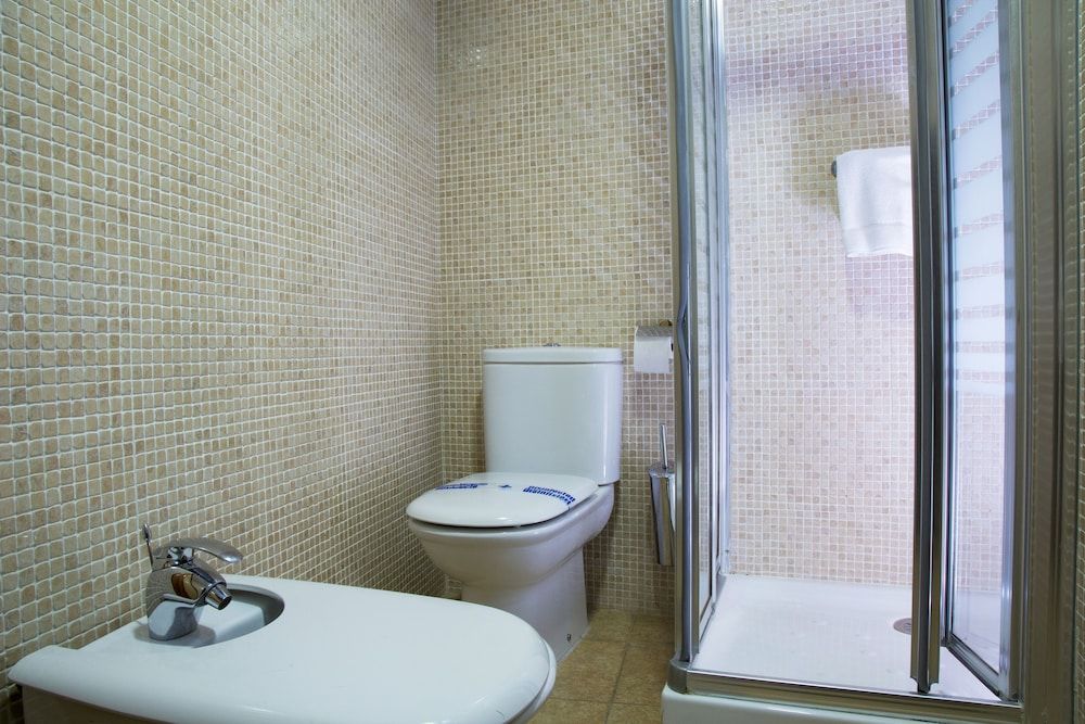 Hotel Córdoba Centro Double room with extra bed 6