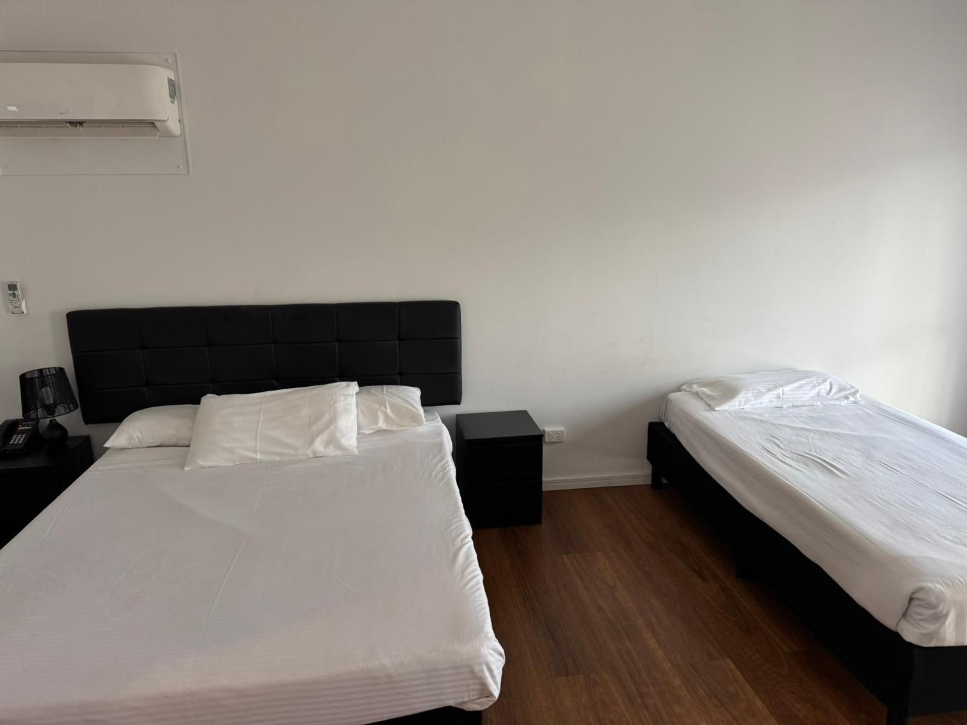 Footscray Motor Inn Superior Double or Twin Room 2