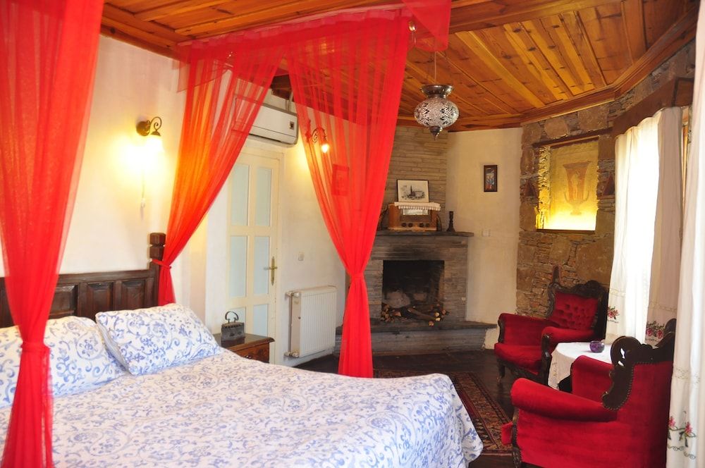 Kirkinca Houses & Boutique Hotel Triple Room 6