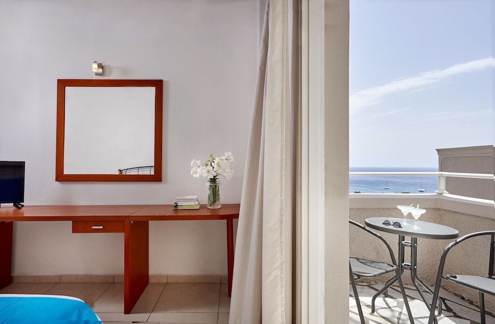 Terra Blue Santorini Classic Room, 1 Bedroom 4