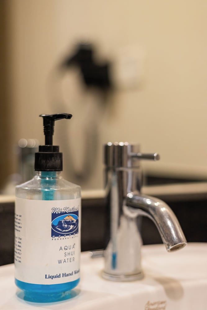 Mount Kailash Resort Deluxe Double Room 21