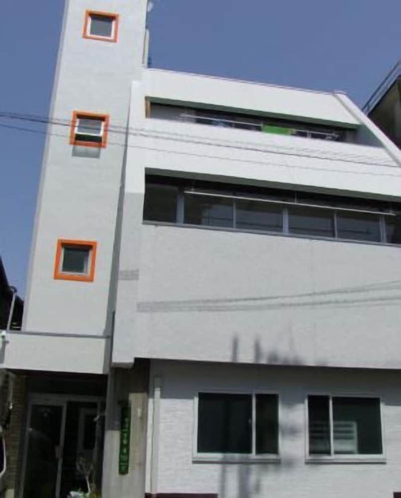 Bonsai Guesthouse - Hostel