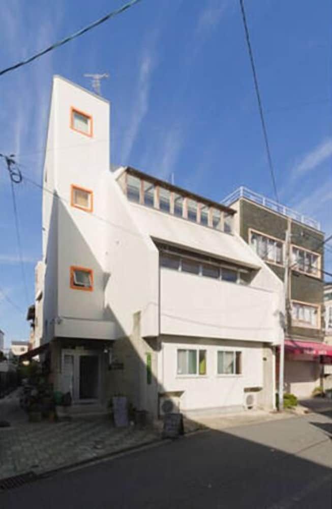 Bonsai Guesthouse - Hostel