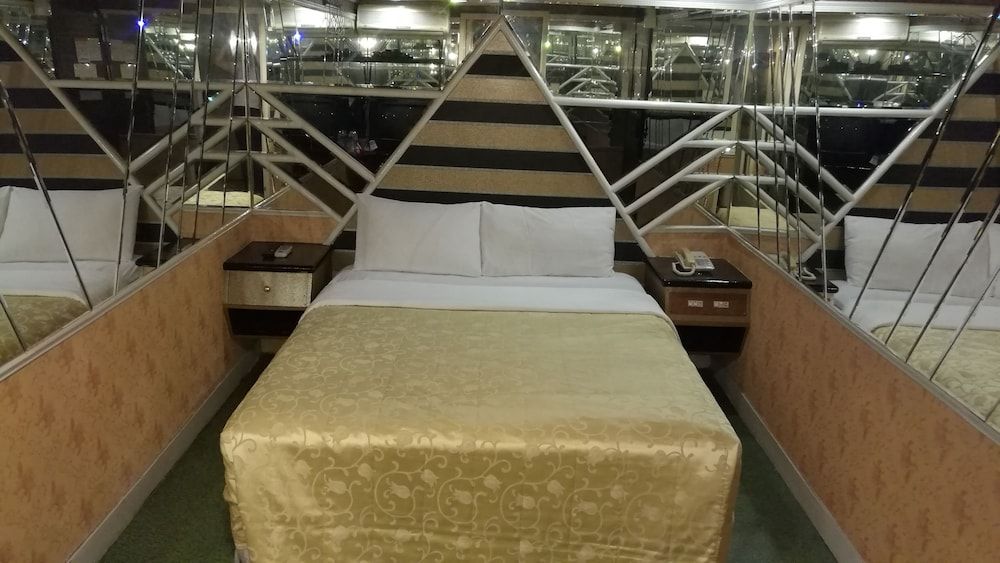 Ti Hwa Hotel Economy Double Room, 1 Double Bed, No Windows 2