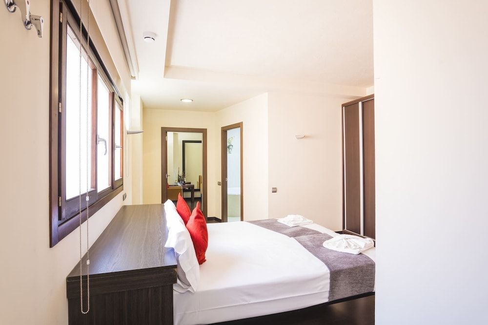 Alda Castillo de Olite Family Room 6