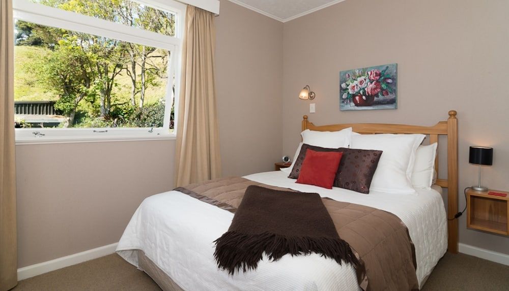 undefined The Point Bed & Breakfast 10