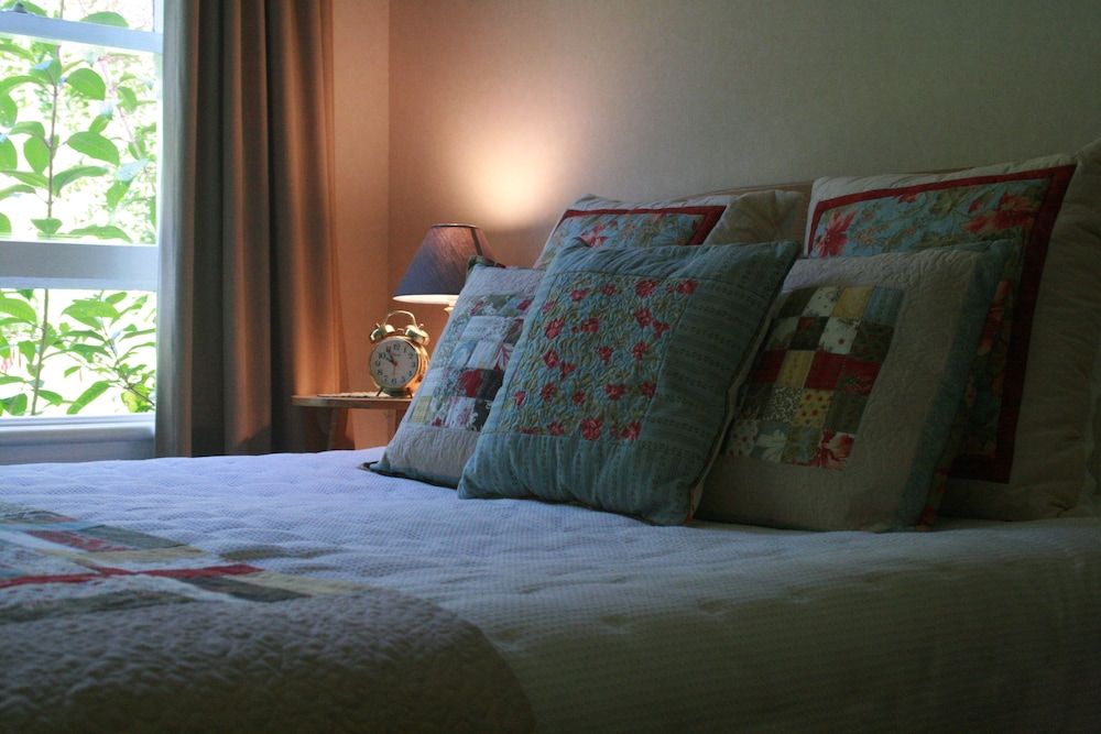 undefined The Point Bed & Breakfast 2