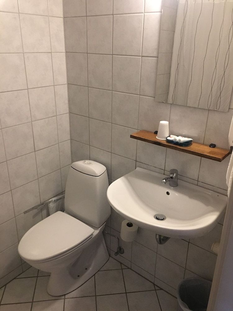 Hotel Falken Economy Room 10