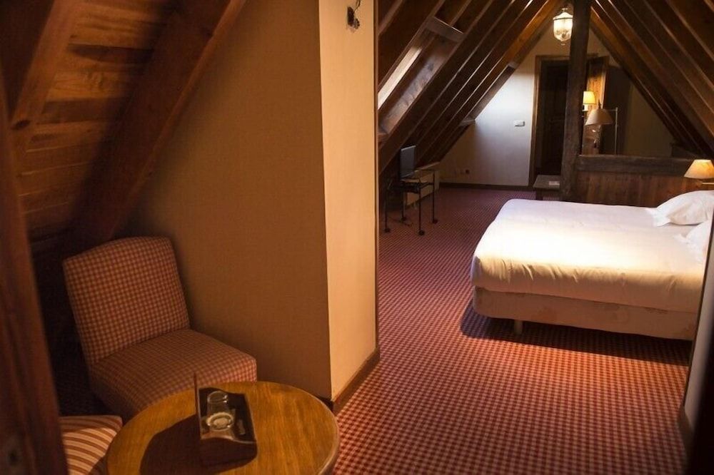 Basic Quadruple Room