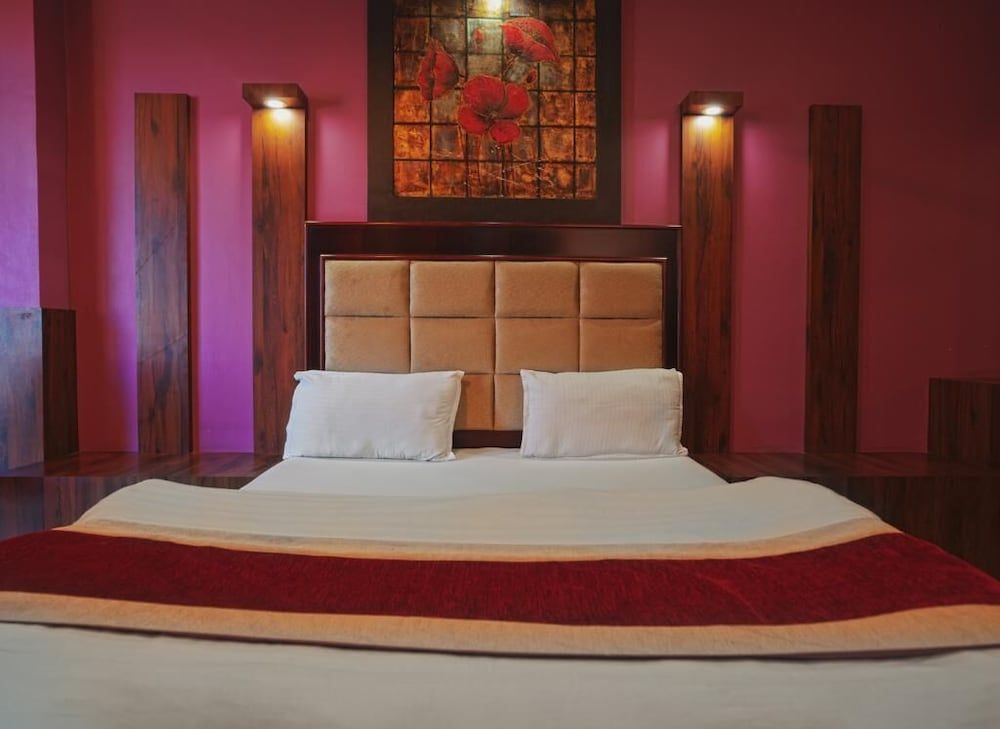 Hotel Welcome Deluxe Room 15