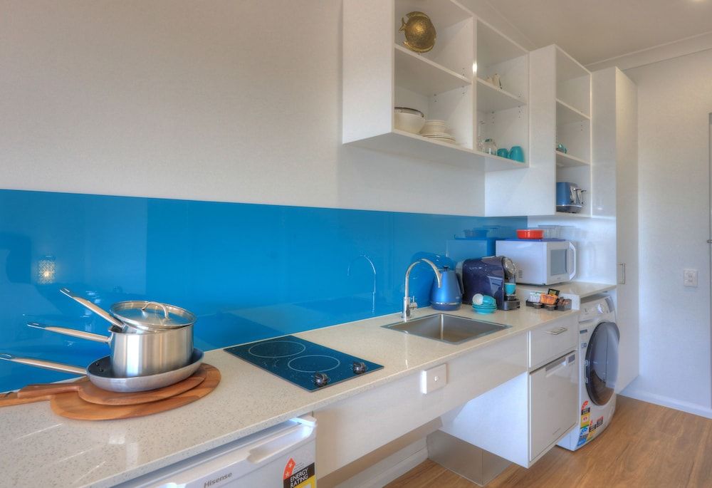 Atherton Motel Luxury Room, Accessible, Mountain View 5