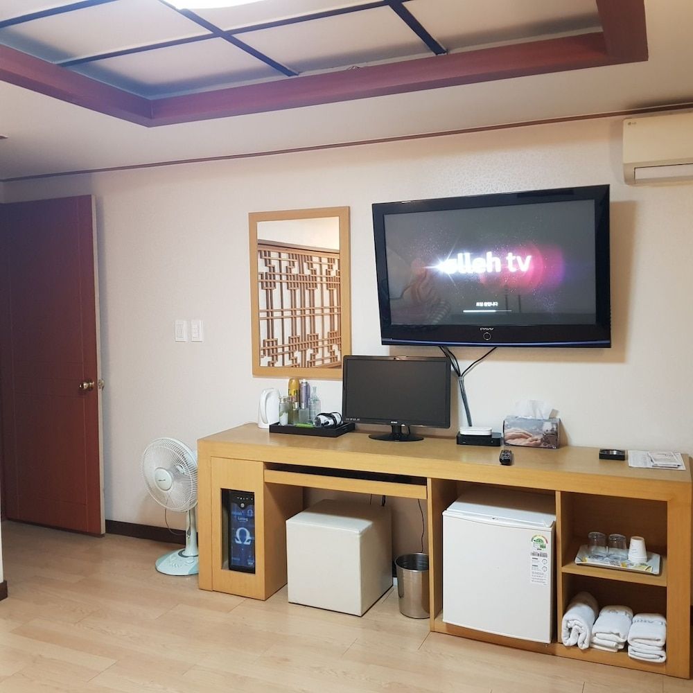 Arirang Hotel Standard Ondol Room 5