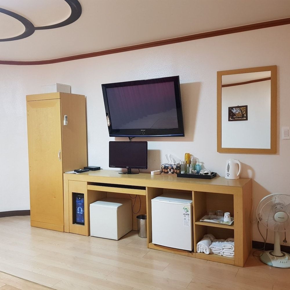Arirang Hotel Standard Ondol Room 4