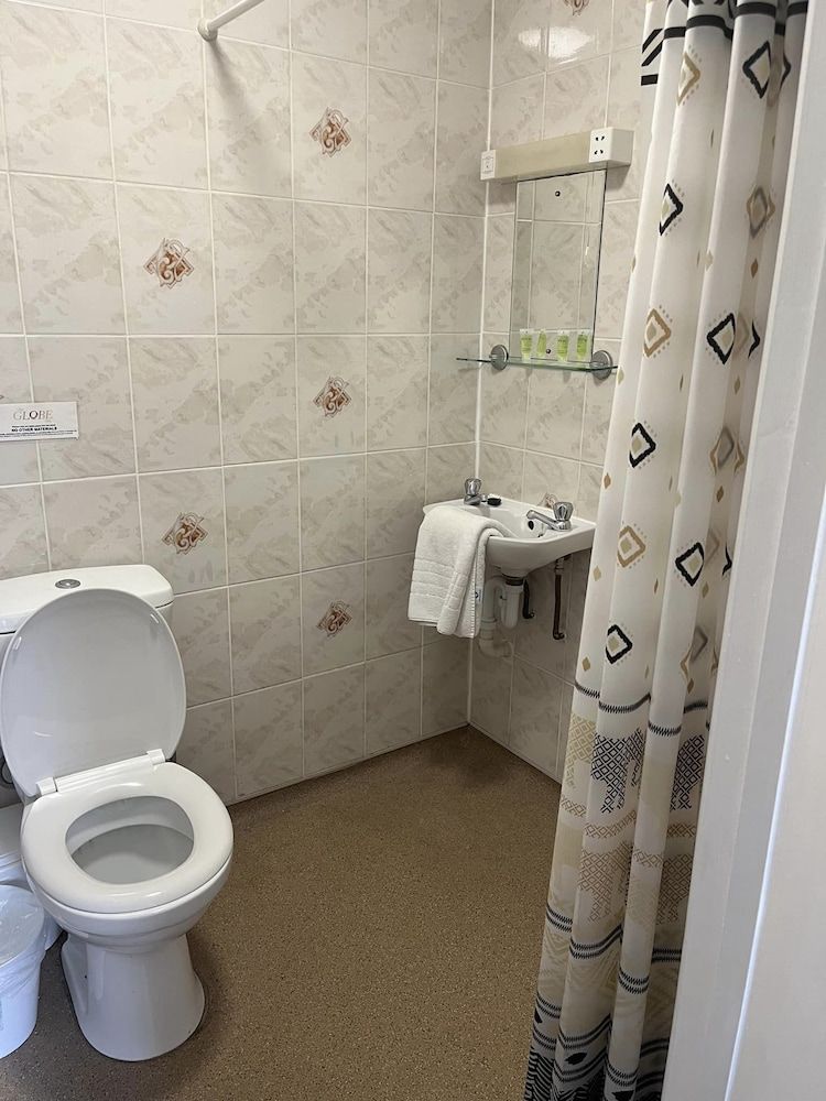 The Globe Inn Double Room, Ensuite 3