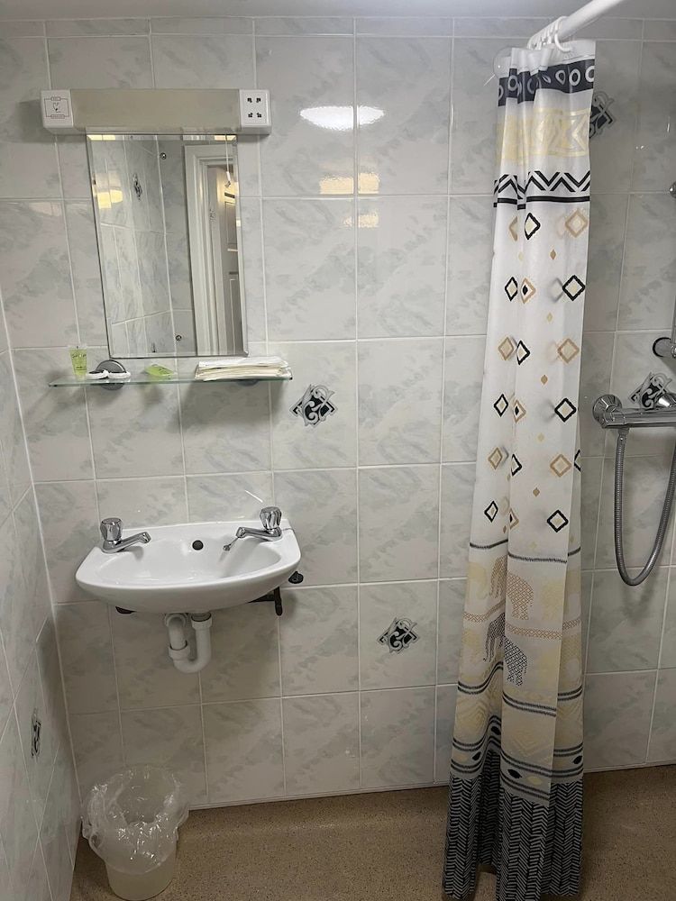 The Globe Inn Double Room, Ensuite 4