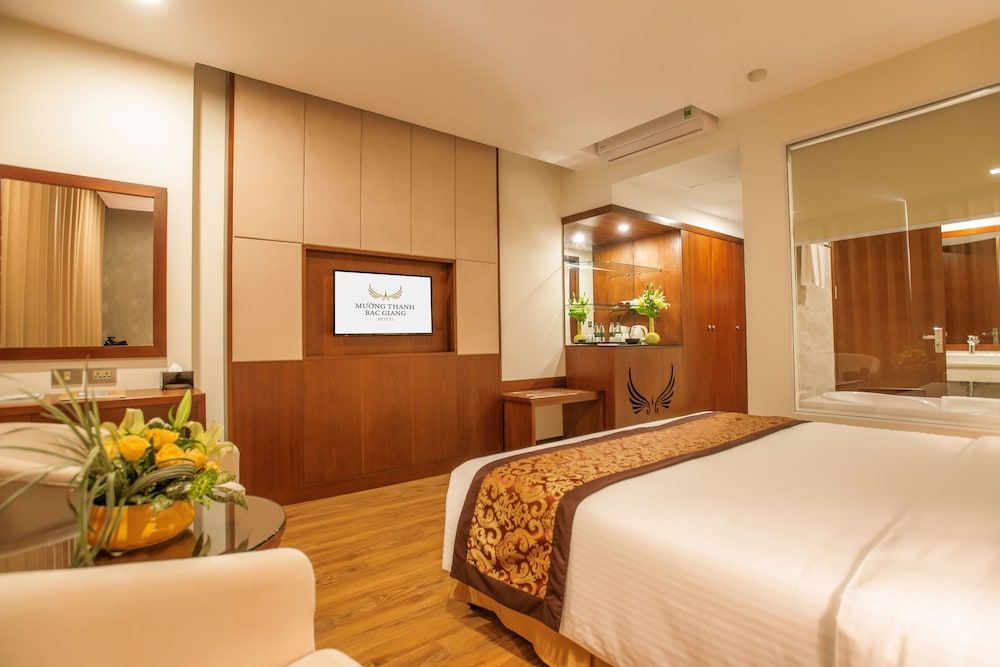 Muong Thanh Grand Bac Giang Hotel Deluxe Room, 1 King Bed
