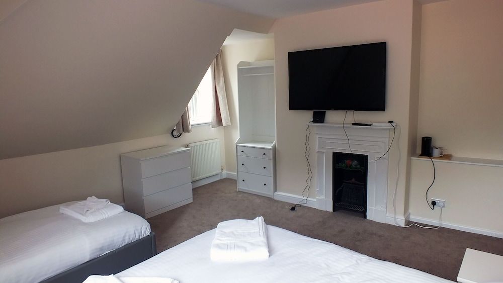 Quay Inn Triple Room, Ensuite 5