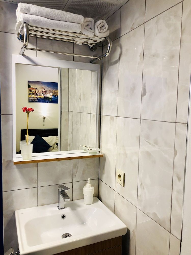 The House of Tulpan Standard Double Room, City View 13