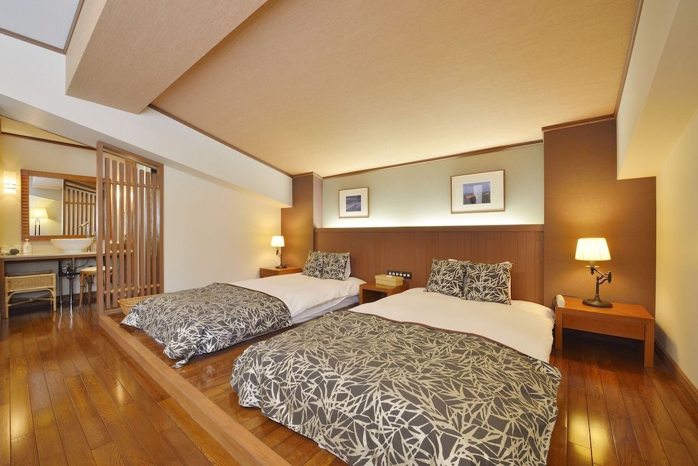 Two Connecting Premium Twin Rooms