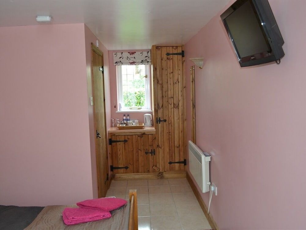 Woodview Bed & Breakfast Double Room, Ensuite 2