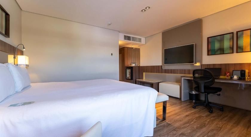 undefined Hotel Deville Prime Campo Grande 5