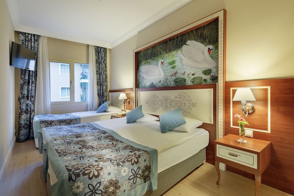 undefined Crystal Paraiso Verde Resort & Spa - All Inclusive 4