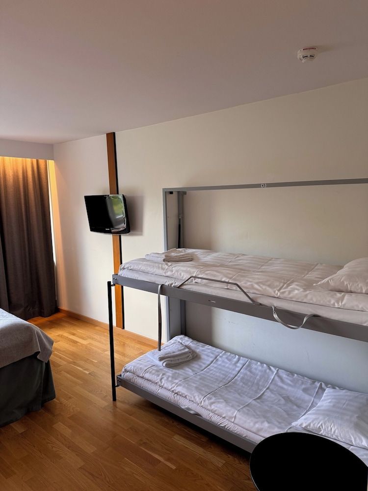 Quality Hotel Grand Boras Family Room, Multiple Beds, Non Smoking 3